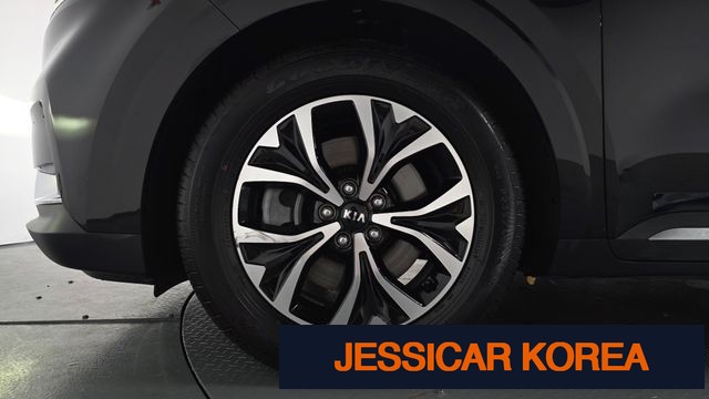 2021 Kia Carnival 4th Gen - Thumbnail 9