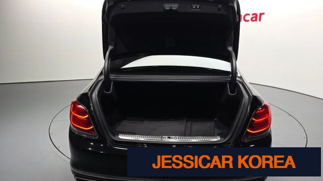 2021 Kia The K9 - Thumbnail 3
