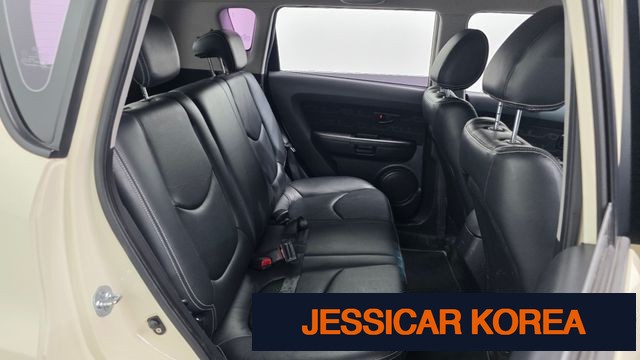 2012 Kia soul - Thumbnail 7