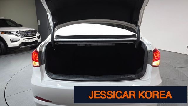 2012 Hyundai i40 saloon - Thumbnail 19