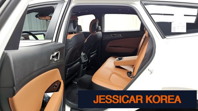2024 Kia Sportage 5th generation hybrid - Thumbnail 2