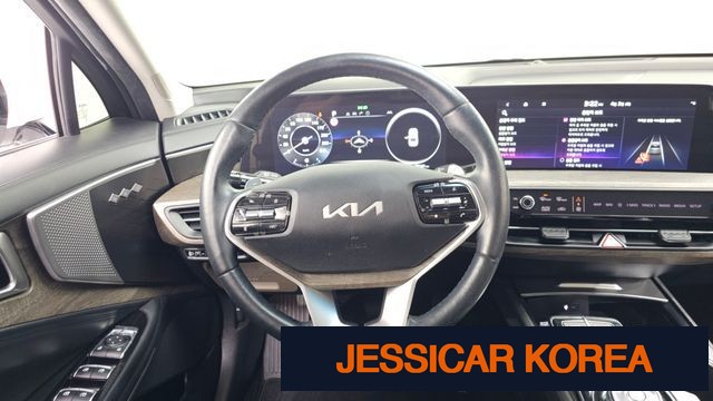 2022 Kia K8 - Thumbnail 15