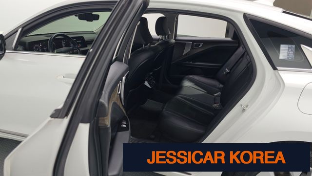 2022 Kia K8 - Thumbnail 19