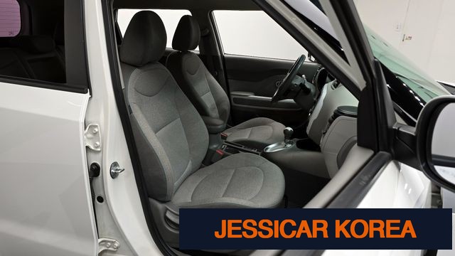 2018 Kia Soul EV - Thumbnail 12