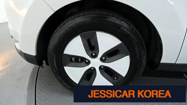 2018 Kia Soul EV - Thumbnail 18