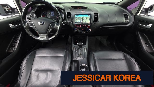 2013 Kia K3 - Thumbnail 6