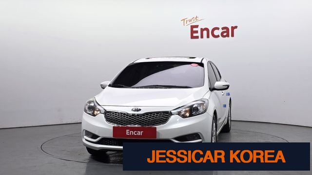 2013 Kia K3 - Thumbnail 9