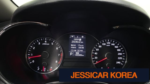2013 Kia K3 - Thumbnail 10