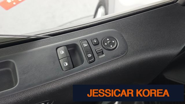 2024 Hyundai Staria - Thumbnail 12