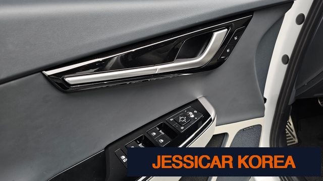 2023 Kia EV6 - Thumbnail 9