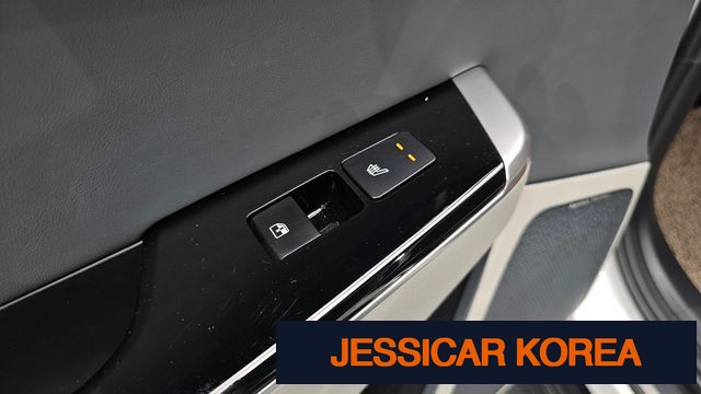 2023 Kia EV6 - Thumbnail 12