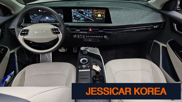 2023 Kia EV6 - Thumbnail 17