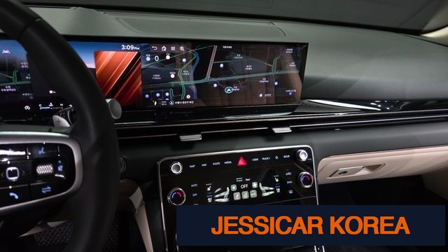 2025 Genesis GV80 - Thumbnail 3
