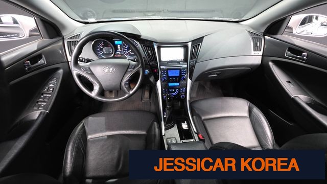 2012 Hyundai sonata hybrid - Thumbnail 4