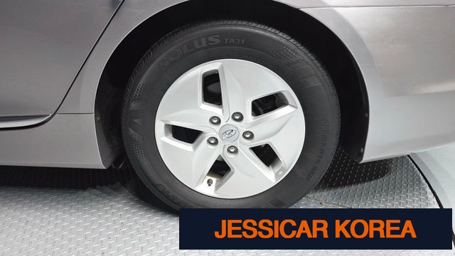 2012 Hyundai sonata hybrid - Thumbnail 15