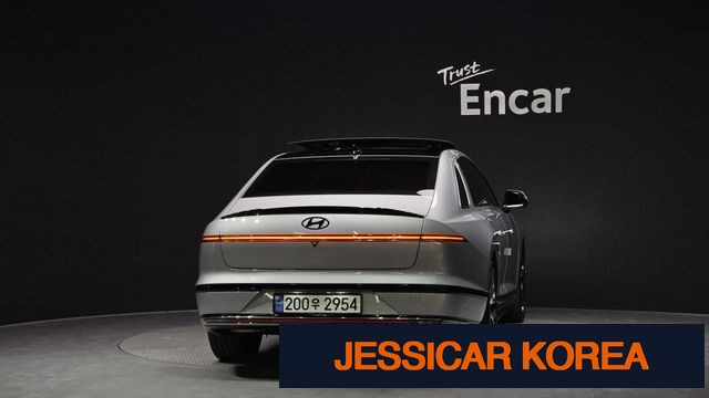 2023 Hyundai Grandeur (GN7) - Thumbnail 2