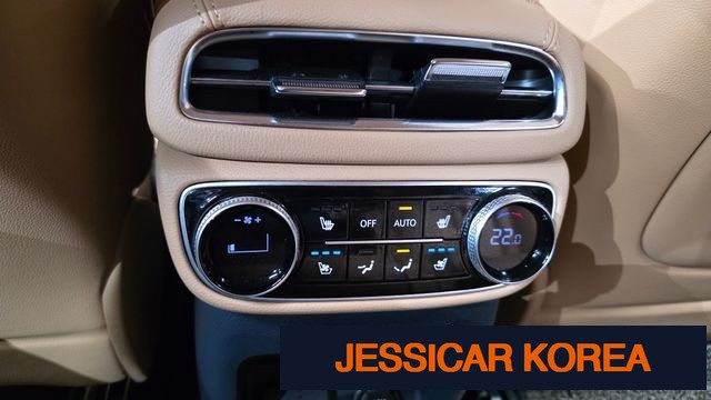 2023 Genesis GV80 - Thumbnail 2