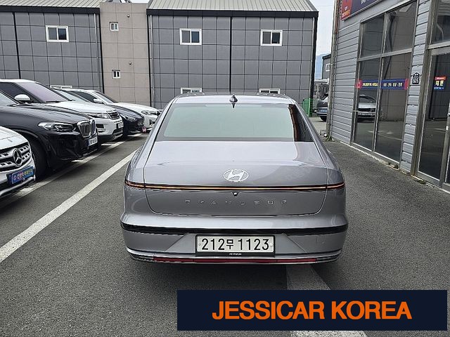 2023 Hyundai Grandeur (GN7) - Thumbnail 10