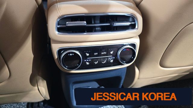 2022 Genesis GV80 - Thumbnail 19