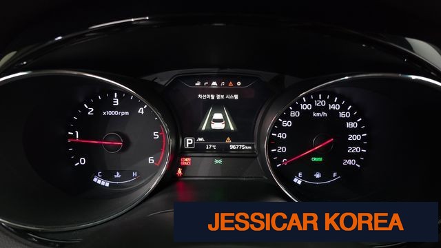 2016 Kia All New Carnival - Thumbnail 15