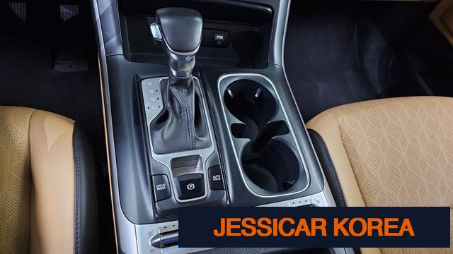 2021 Kia Carnival 4th Gen - Thumbnail 4