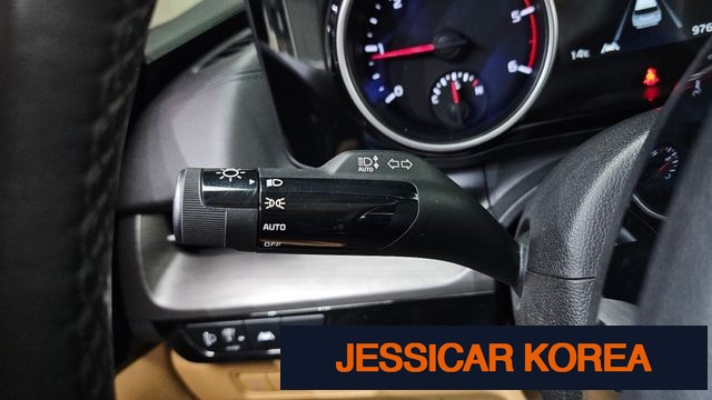 2021 Kia Carnival 4th Gen - Thumbnail 11