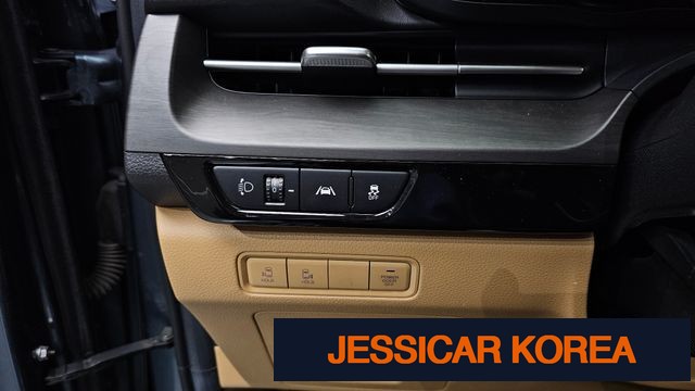 2021 Kia Carnival 4th Gen - Thumbnail 15