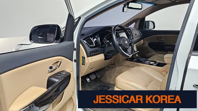 2018 Kia All New Carnival - Thumbnail 2