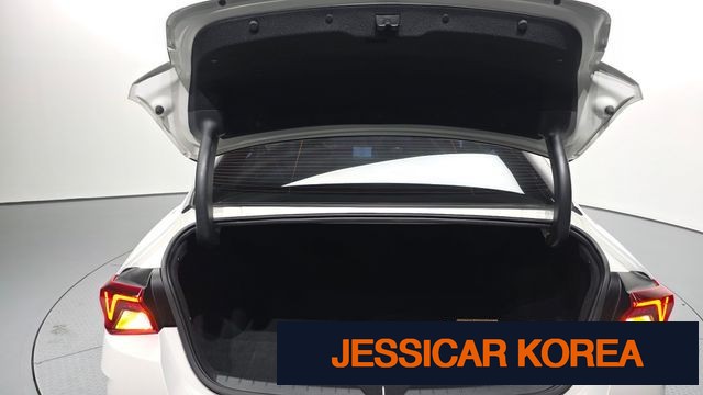 2022 Kia K5 Hybrid 3rd Generation - Thumbnail 18