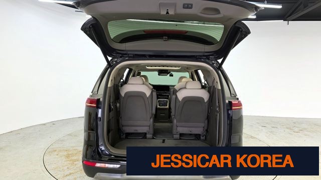 2022 Kia Carnival 4th Gen - Thumbnail 17