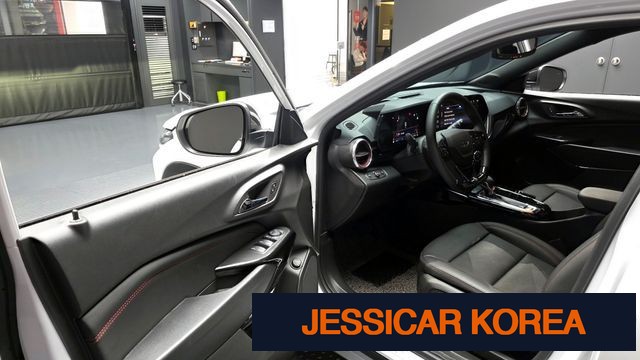 2025 Chevrolet Trax Crossover - Thumbnail 11