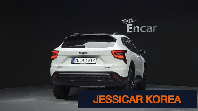2025 Chevrolet Trax Crossover - Thumbnail 16
