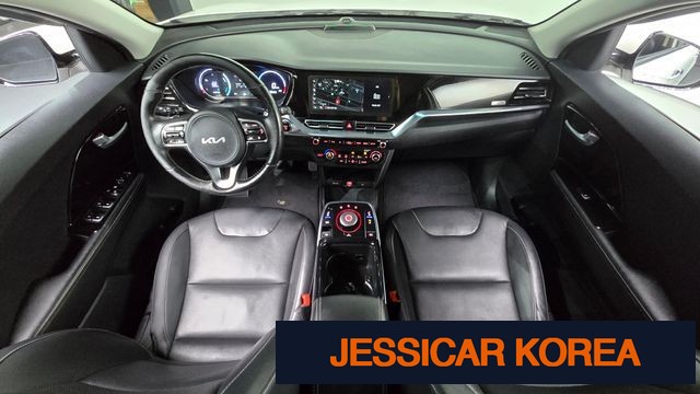 2022 Kia Niro EV - Thumbnail 11
