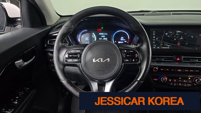 2022 Kia Niro EV - Thumbnail 12