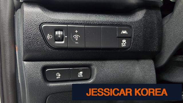 2022 Kia Niro EV - Thumbnail 13