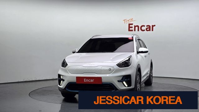 2022 Kia Niro EV - Thumbnail 14