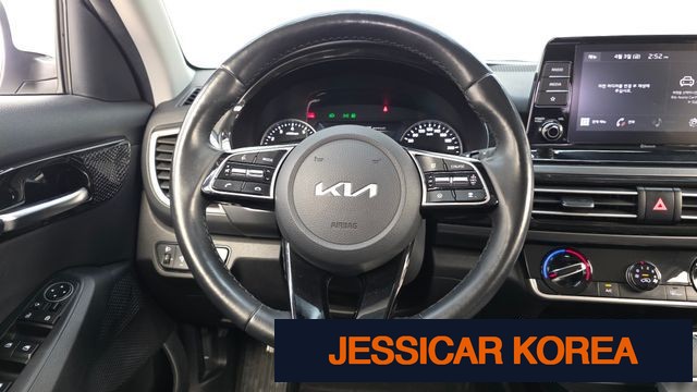 2023 Kia Seltos - Thumbnail 16