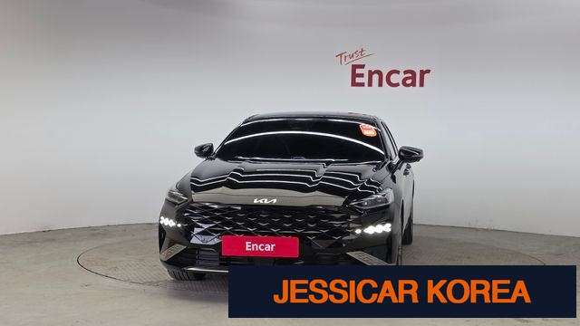 2023 Kia K8 - Thumbnail 9