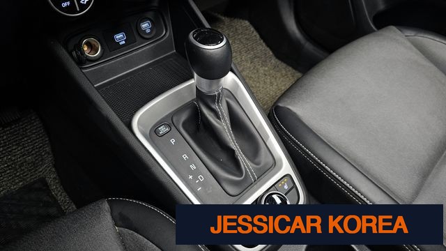 2020 Hyundai Venue - Thumbnail 14