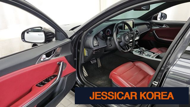 2018 Kia Stinger - Thumbnail 2