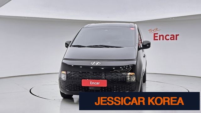 2022 Hyundai Staria - Thumbnail 4