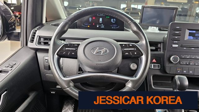 2022 Hyundai Staria - Thumbnail 8