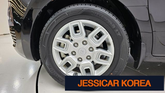 2022 Hyundai Staria - Thumbnail 10