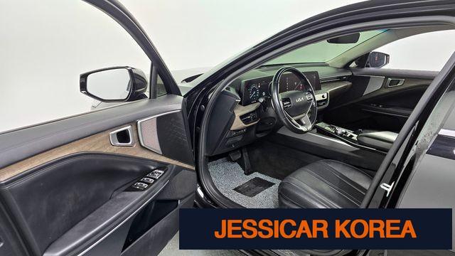 2022 Kia K8 Hybrid - Thumbnail 13