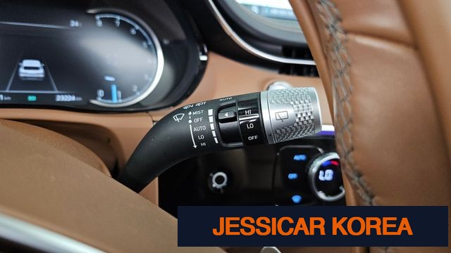 2022 Genesis GV70 - Thumbnail 20
