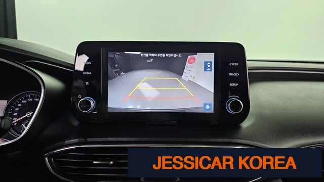 2021 Hyundai The New Santa Fe - Thumbnail 4