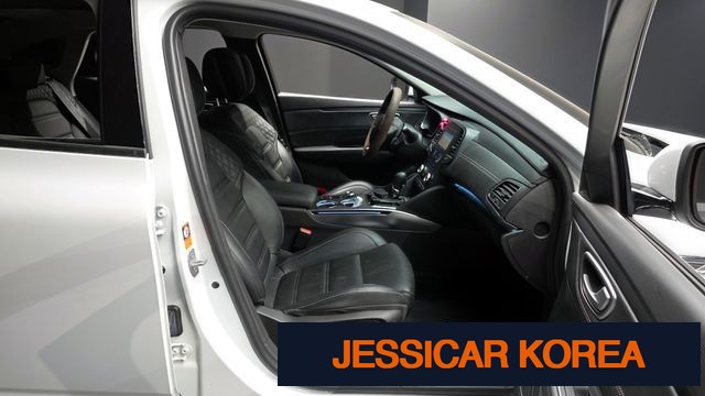 2021 Renault Korea The New SM6 - Thumbnail 10