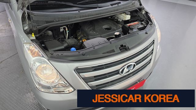 2017 Hyundai Grand Starex - Thumbnail 12