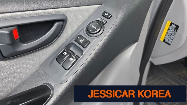 2017 Hyundai Grand Starex - Thumbnail 13