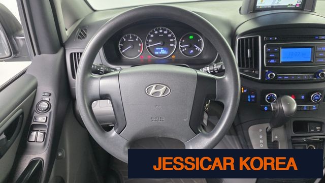 2017 Hyundai Grand Starex - Thumbnail 14